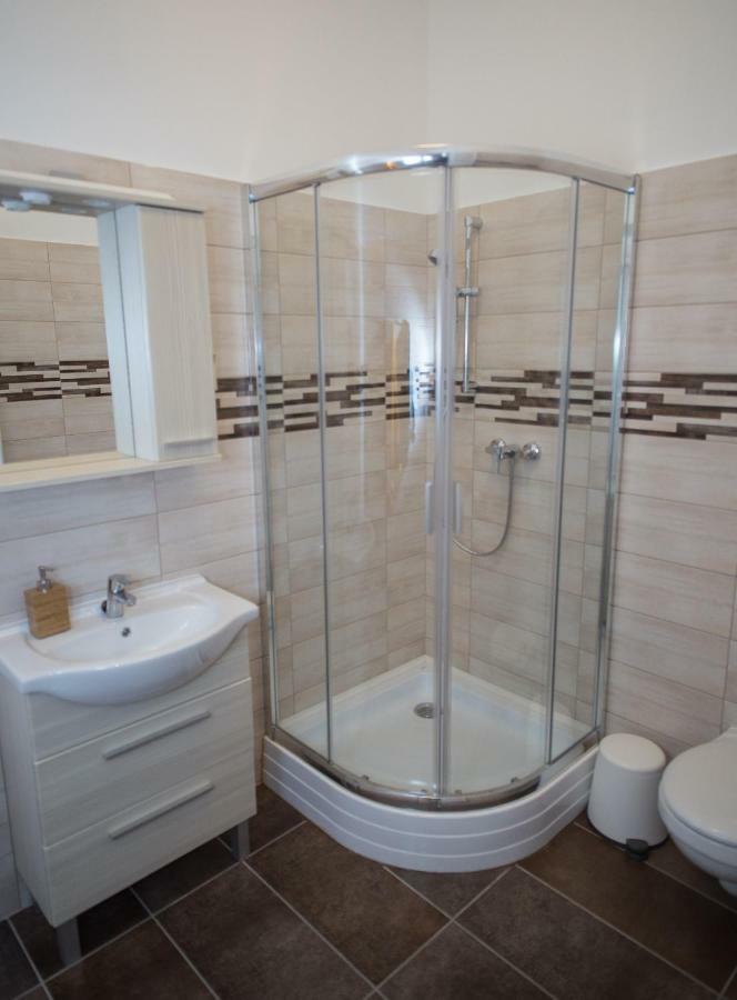 Deakvilla37 Apartman Eger Zewnętrze zdjęcie